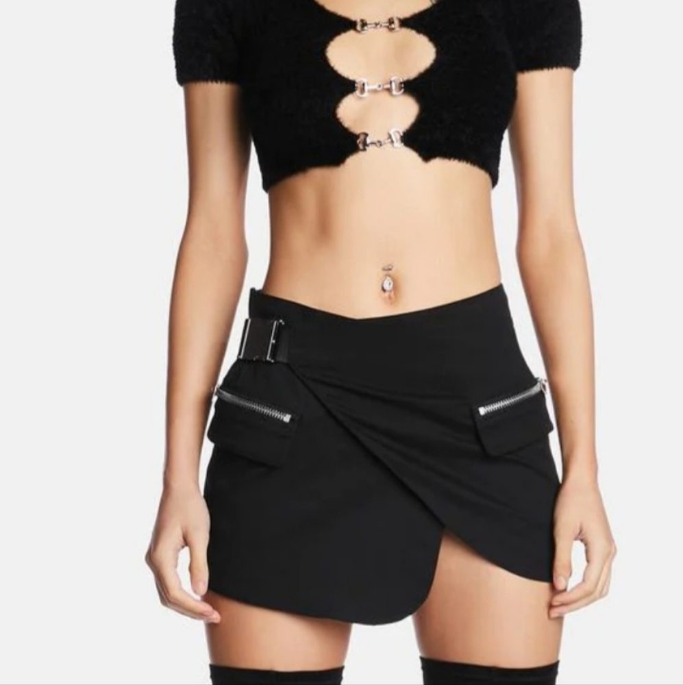 Wrap buckle skirt